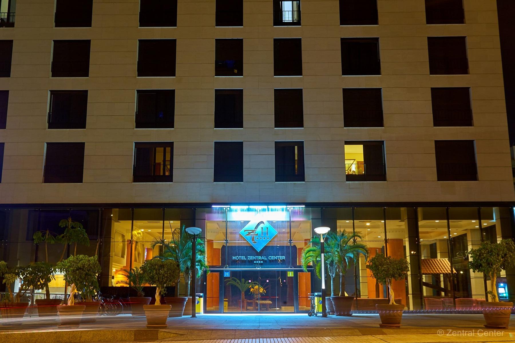 โรงแรมเซนทรัล เซ็นเตอร์ - สำหรับผู้ใหญ่เท่านั้น ปลายาเดลาสอเมริกาส ภายนอก รูปภาพ